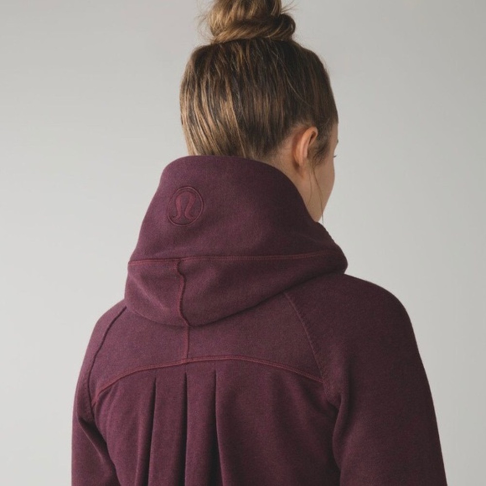 Lululemon Pleat to Street hoodie size 2
